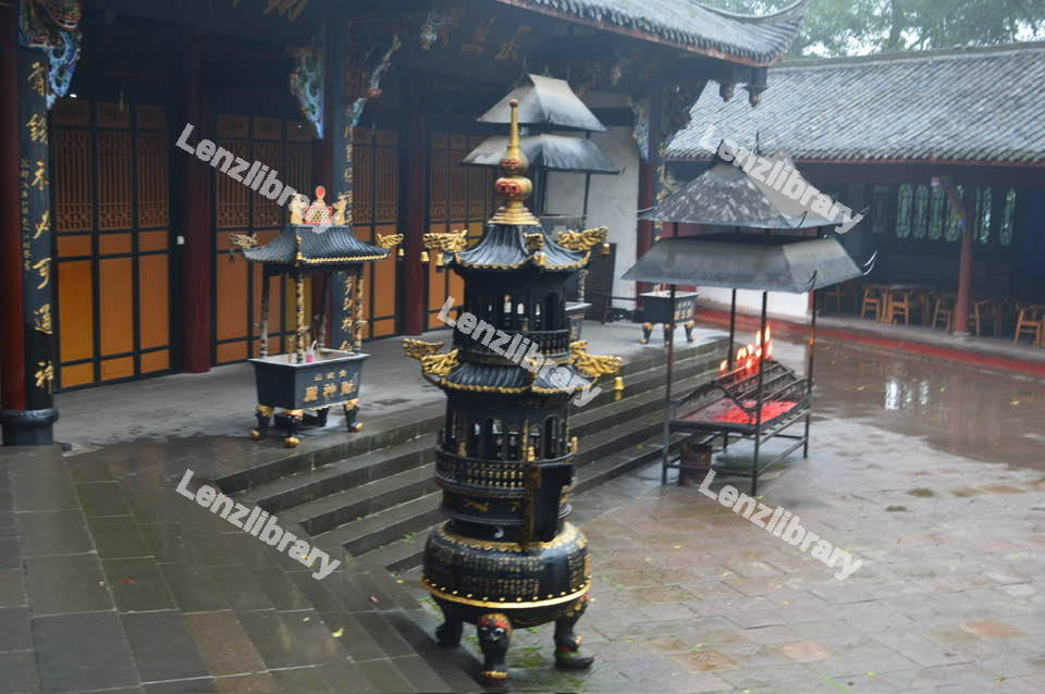 Chinese bronze Incense